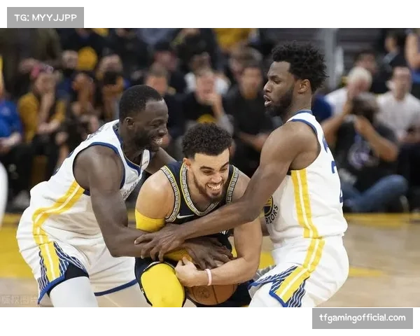 布朗简化战术位置 让唐斯在舒适点位做出本能反应